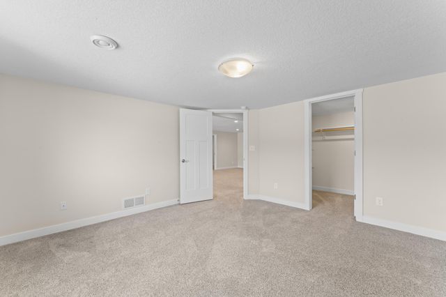 2938 Ivory Road NE, Rochester, MN 55906