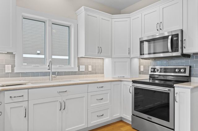 2938 Ivory Road NE, Rochester, MN 55906