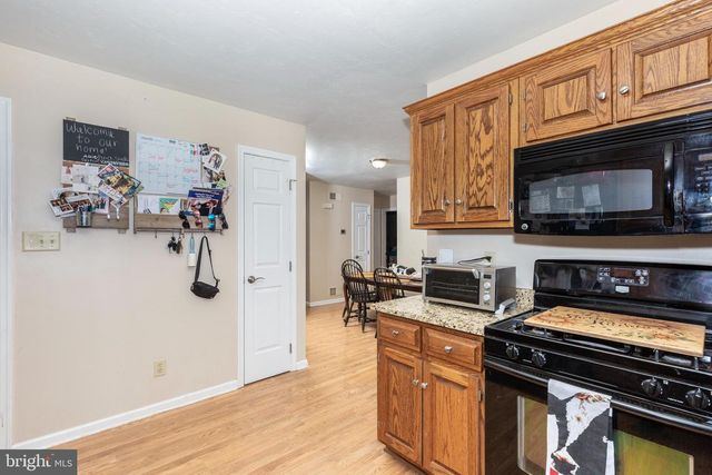 3229 GRANDVIEW RD, Hanover, PA 17331