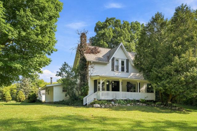 13921 Old 14 Mile Road NE, Greenville, MI 48838