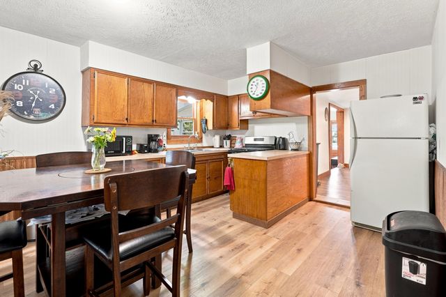 13921 Old 14 Mile Road NE, Greenville, MI 48838