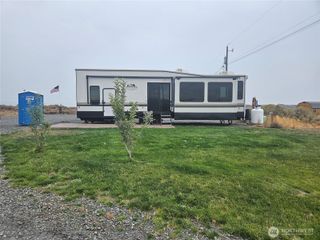 5365 W Coyote Trail, Ephrata, WA 98823