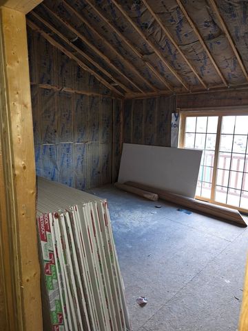 2643 N IL Route 178 Highway 10-4, Utica, IL 61373