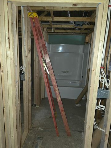 2643 N IL Route 178 Highway 10-4, Utica, IL 61373