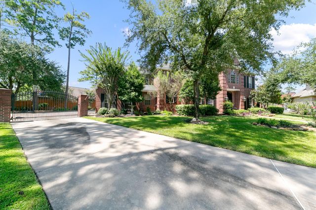 13915 Springmint Drive, Cypress, TX 77429