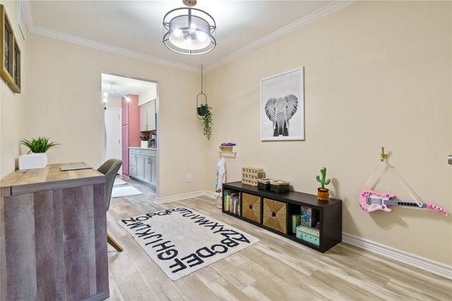 7707 Meadow Park Drive 112, Dallas, TX 75230