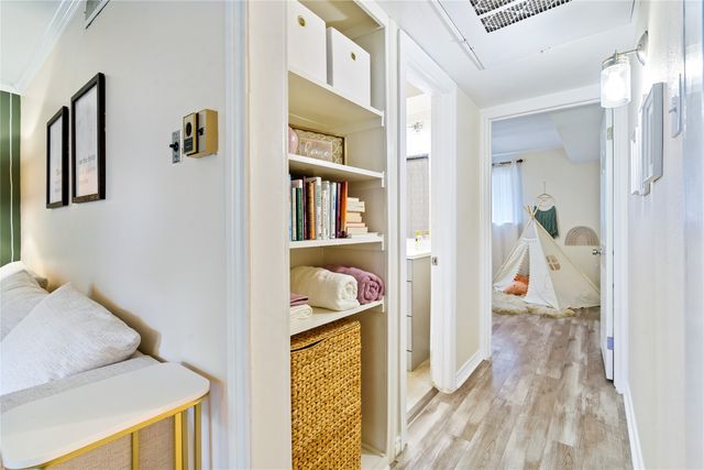 7707 Meadow Park Drive 112, Dallas, TX 75230