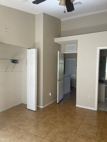 2334 SE 23rd Ter 2334, Homestead, FL 33035