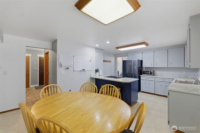7030 97th Avenue SW, Lakewood, WA 98498