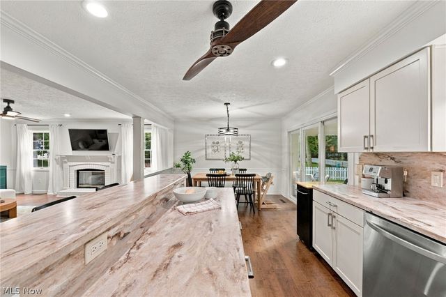 32253 Walker Road, Avon Lake, OH 44012