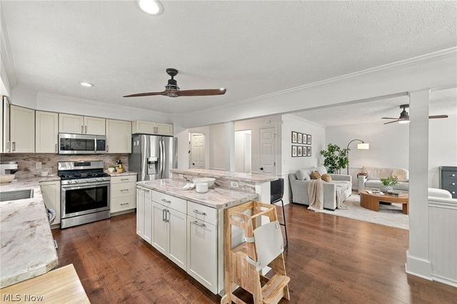 32253 Walker Road, Avon Lake, OH 44012