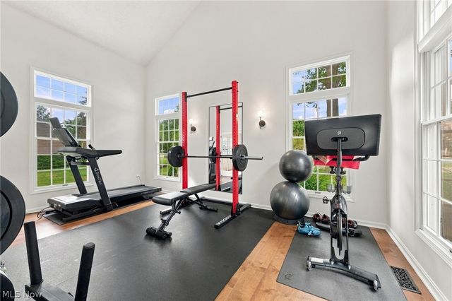 32253 Walker Road, Avon Lake, OH 44012