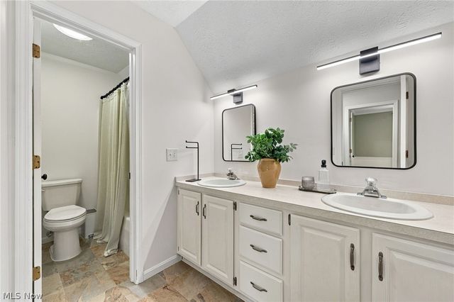32253 Walker Road, Avon Lake, OH 44012