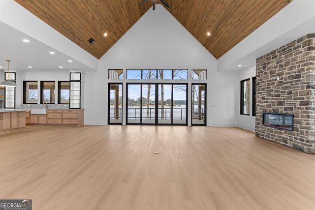 159A Lakeview Drive, Eatonton, GA 31024