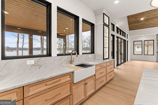 159A Lakeview Drive, Eatonton, GA 31024