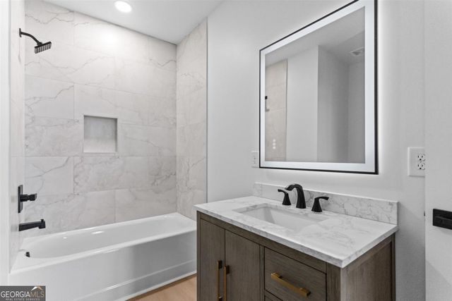 159A Lakeview Drive, Eatonton, GA 31024