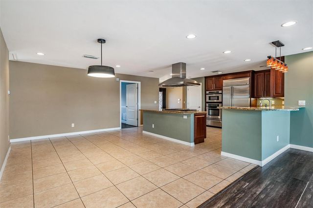 1926 MONTANA AVENUE NE, St Petersburg, FL 33703