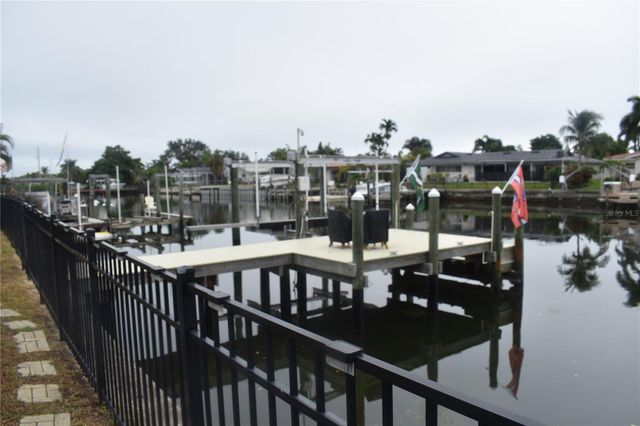 1926 MONTANA AVENUE NE, St Petersburg, FL 33703