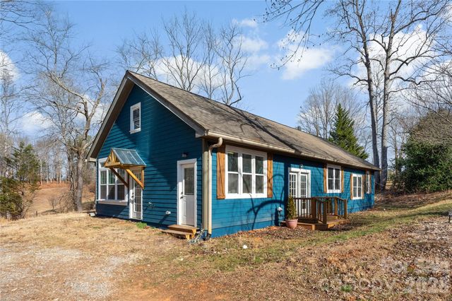 1552 Bear Creek Road, Leicester, NC 28748