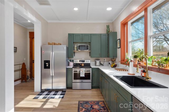 1552 Bear Creek Road, Leicester, NC 28748