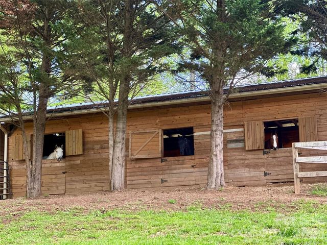 1552 Bear Creek Road, Leicester, NC 28748