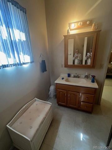 922 8th Street, Alamosa, CO 81101