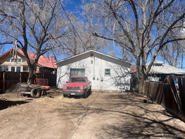 922 8th Street, Alamosa, CO 81101