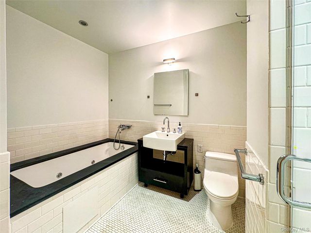 110 Livingston Street 11N, Brooklyn, NY 11201