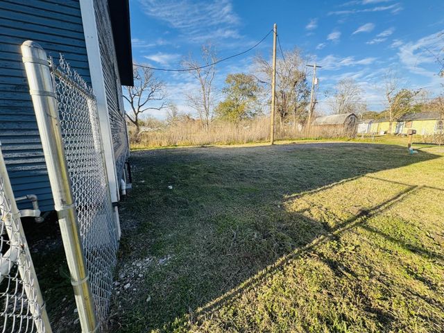 710 Ester Street, Dayton, TX 77535
