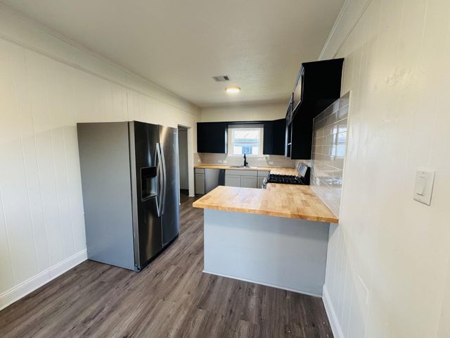 710 Ester Street, Dayton, TX 77535