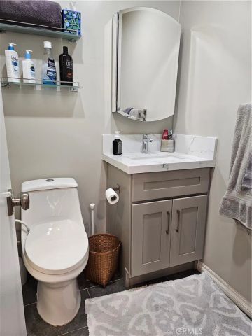 22153 James Alan Circle, Chatsworth, CA 91311