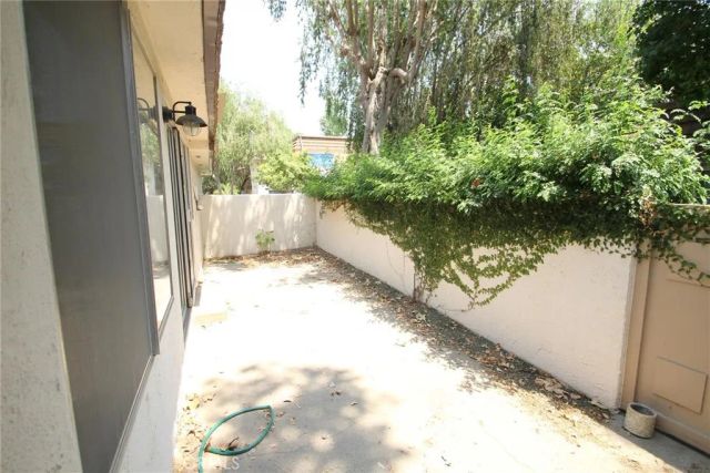 22153 James Alan Circle, Chatsworth, CA 91311