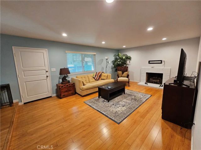 22153 James Alan Circle, Chatsworth, CA 91311