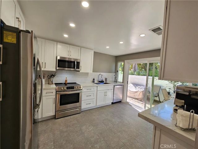22153 James Alan Circle, Chatsworth, CA 91311