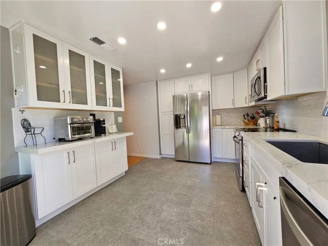 22153 James Alan Circle, Chatsworth, CA 91311