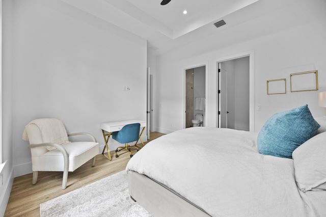 736 Lagoon Drive, North Palm Beach, FL 33408