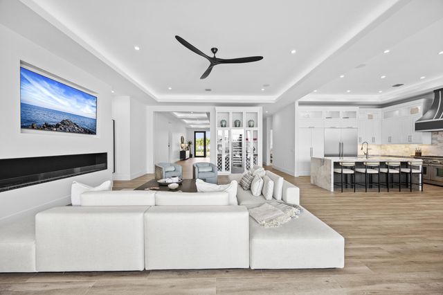 736 Lagoon Drive, North Palm Beach, FL 33408