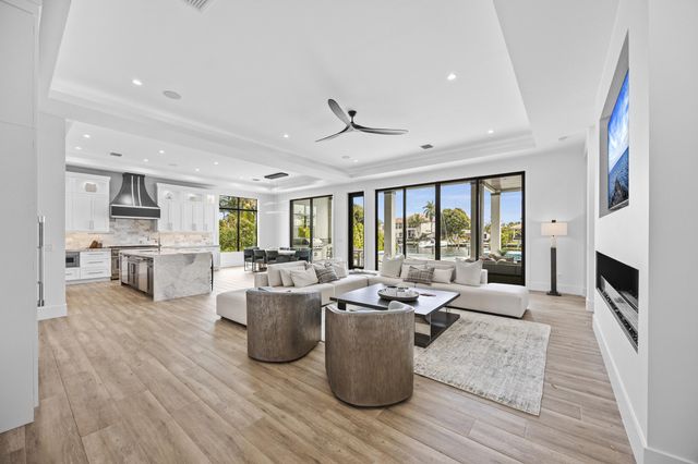 736 Lagoon Drive, North Palm Beach, FL 33408