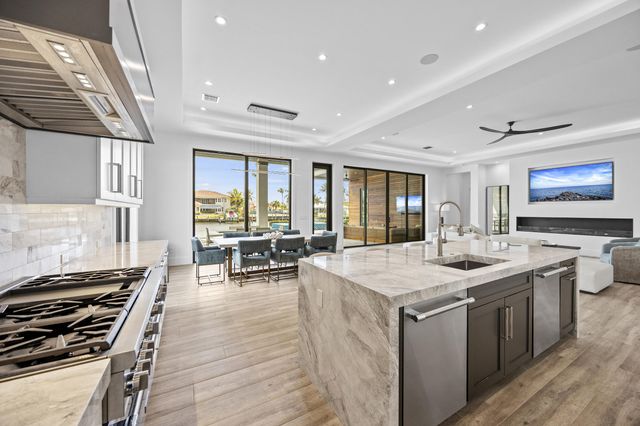 736 Lagoon Drive, North Palm Beach, FL 33408