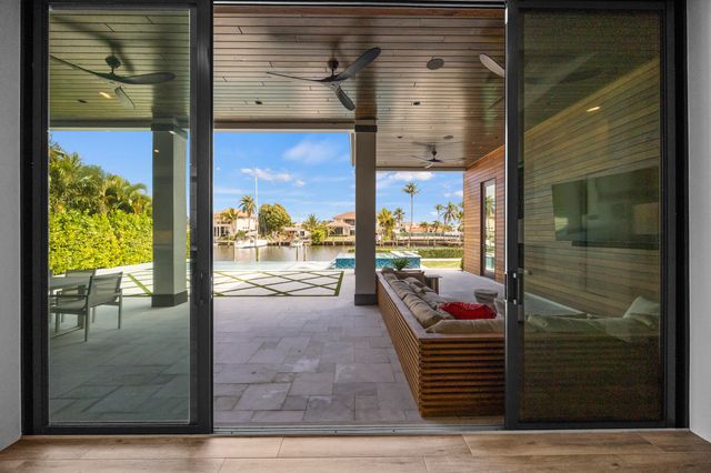 736 Lagoon Drive, North Palm Beach, FL 33408