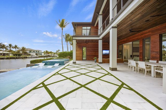 736 Lagoon Drive, North Palm Beach, FL 33408