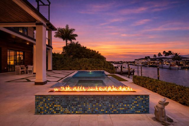 736 Lagoon Drive, North Palm Beach, FL 33408