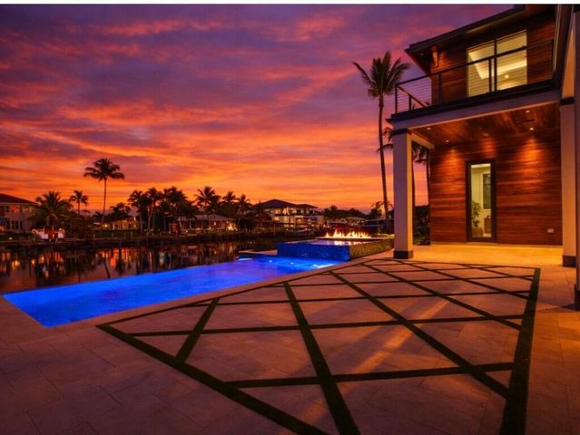 736 Lagoon Drive, North Palm Beach, FL 33408