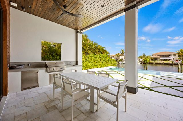 736 Lagoon Drive, North Palm Beach, FL 33408