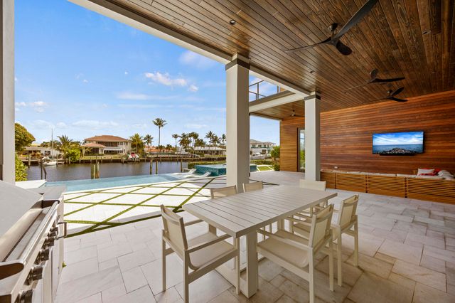 736 Lagoon Drive, North Palm Beach, FL 33408