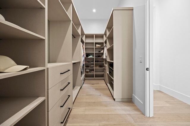 736 Lagoon Drive, North Palm Beach, FL 33408