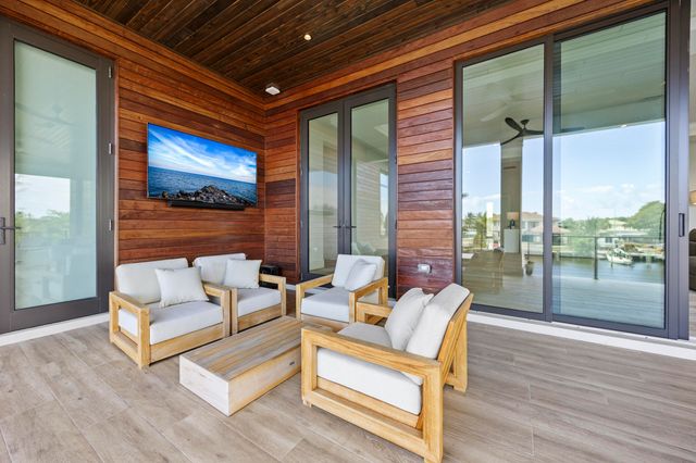 736 Lagoon Drive, North Palm Beach, FL 33408