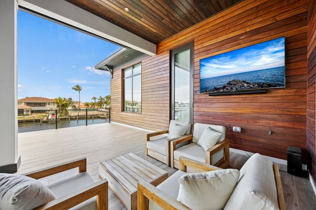 736 Lagoon Drive, North Palm Beach, FL 33408