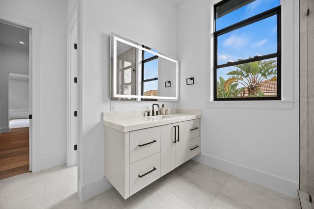 736 Lagoon Drive, North Palm Beach, FL 33408