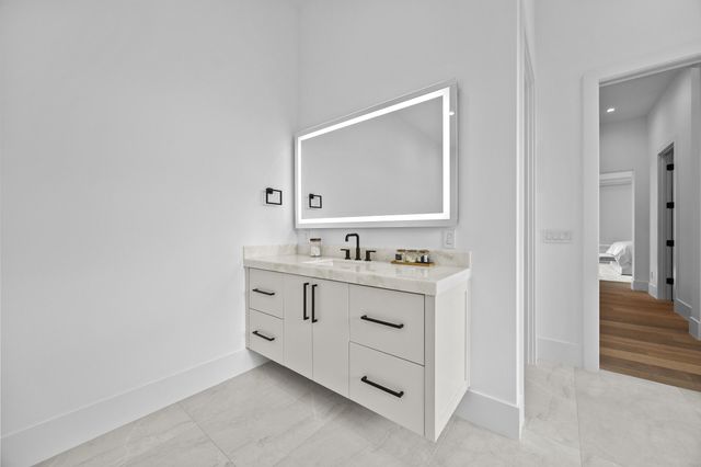 736 Lagoon Drive, North Palm Beach, FL 33408